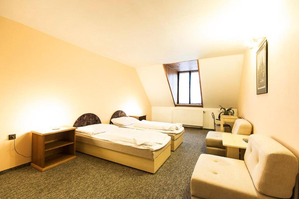 Twin Room with Extra Bed